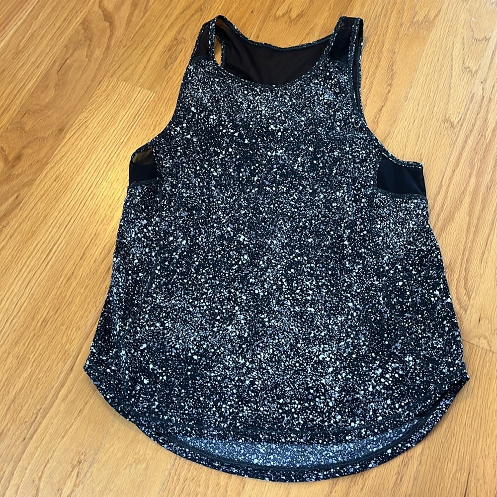 Lululemon Sculpt Tank II in Splatter White Black Size 6/8